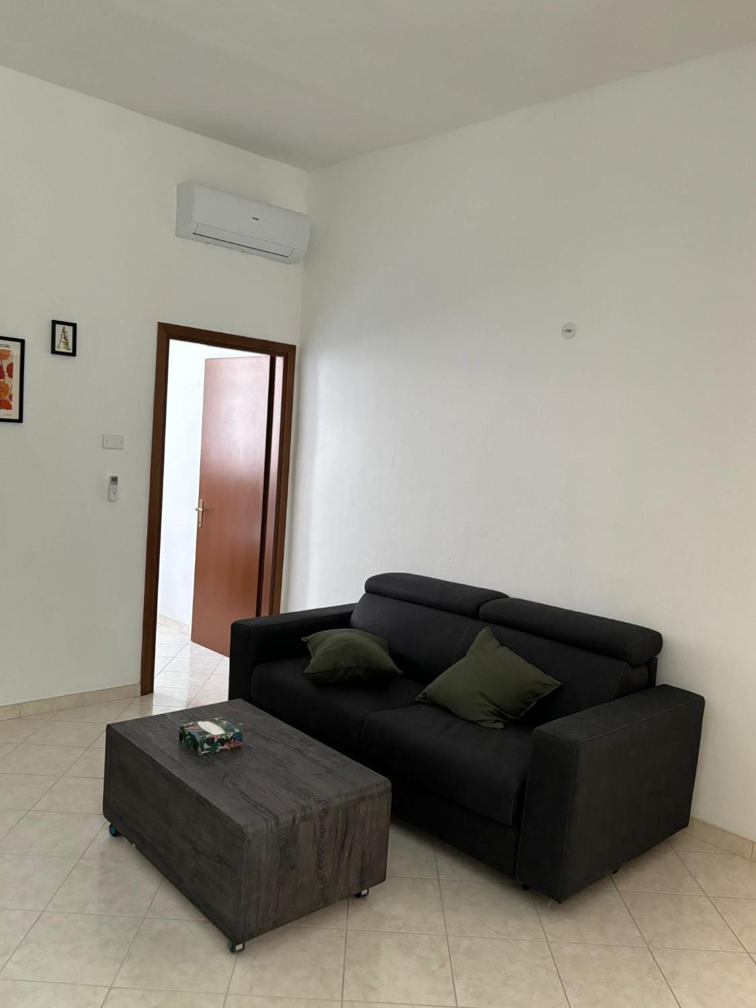 Fiore Apartments Fiorenzuola d'Arda Bagian luar foto