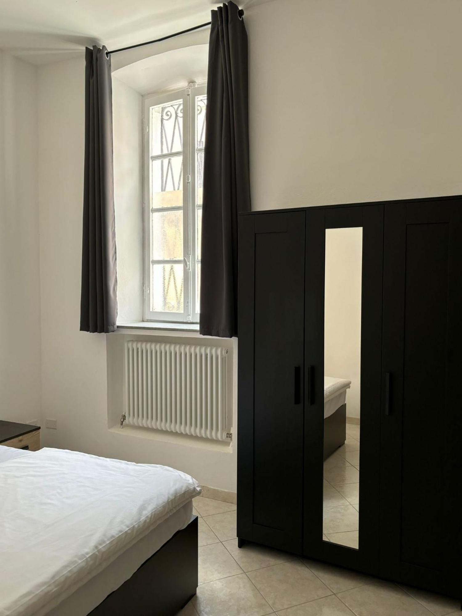 Fiore Apartments Fiorenzuola d'Arda Bagian luar foto